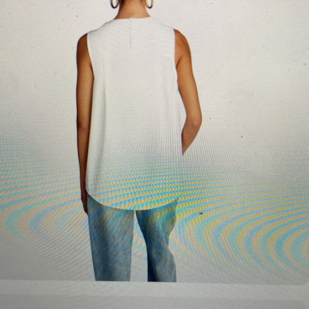 KBB by KAHLANA White Twist Neck Halter Top - Picture 2 of 4